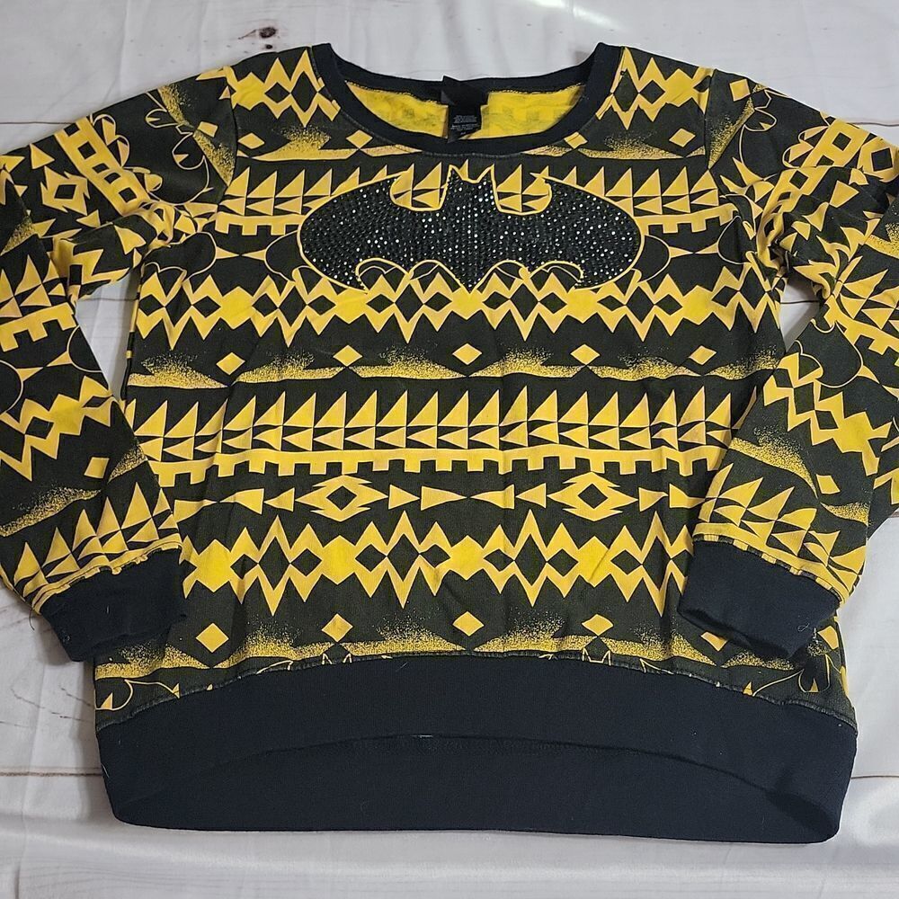 BATMAN Jeweled Log Long Sleeved Tee-Shirt in Yello and Black